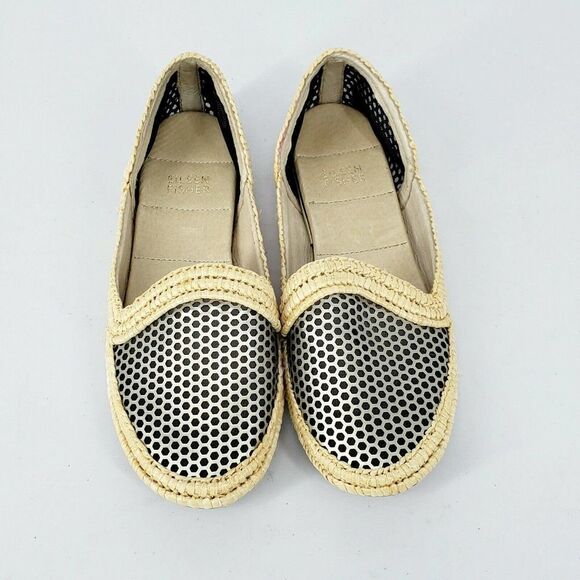 Eileen Fisher Etch Mirrored Perforated Honeycomb Espadrilles Flats $199 Sz 6 - Picture 2 of 5